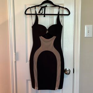 NWT Hera Collection Halter Dress